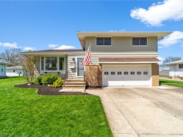 4040 W 213th St, Fairview Park, OH 44126