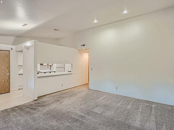 3rd image of 6208 NE 17th Ave APT 80