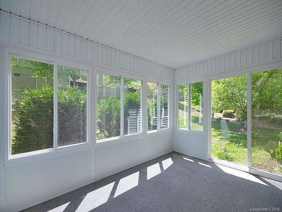 5th image of 351 Charlestown Dr #13B
