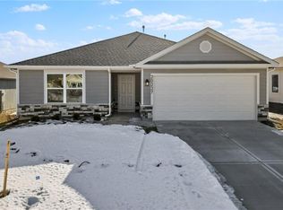 20237 W 194th St, Spring Hill, KS 66083