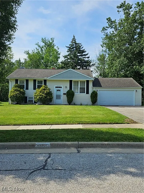 23220 Cannon Rd photo 1