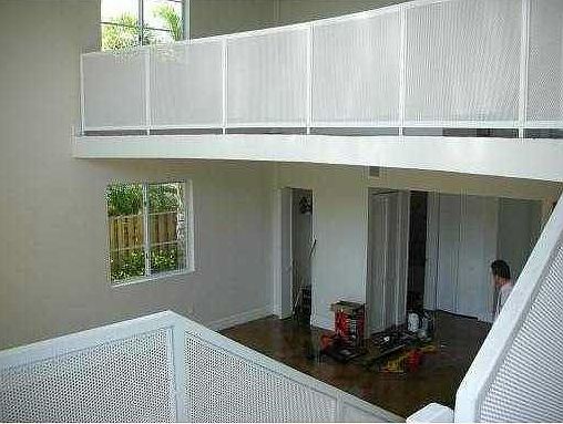 4th image of 705 NW 5th Ave