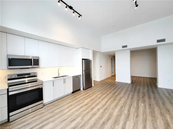 75 Huron St #202, Wilmot, ON N3A 1K1