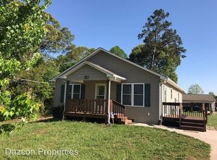 371 W Ave W, Troutman, NC 28166