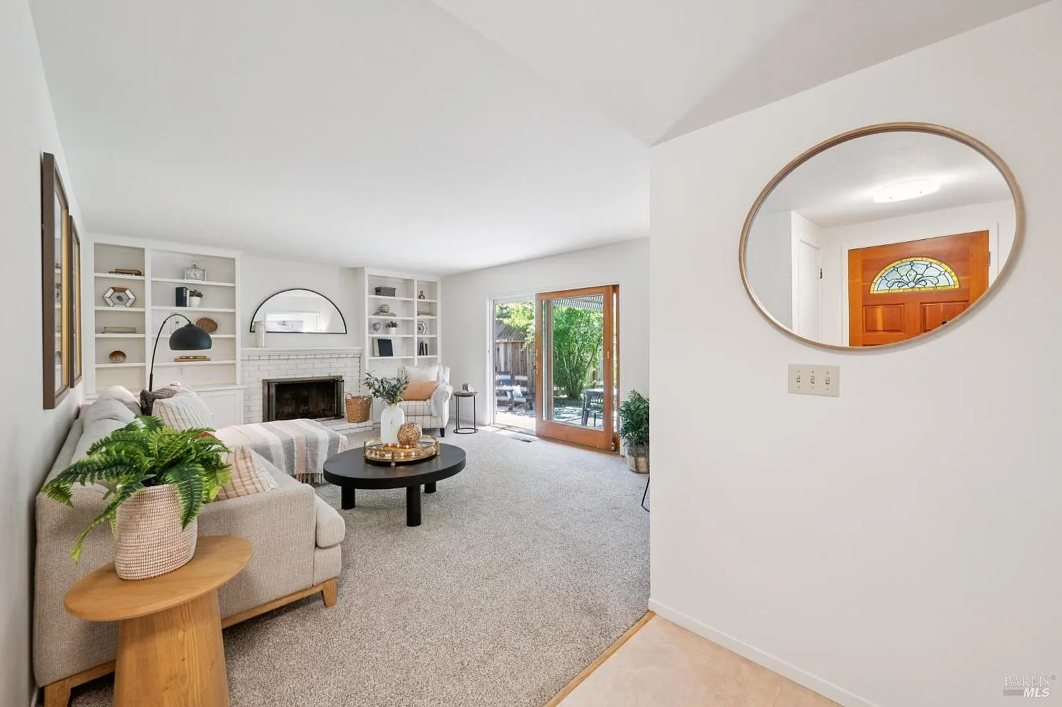 1886 Neotomas Avenue - Photo 8