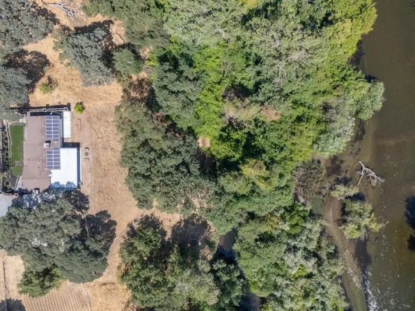 11812 Rodden Rd, Oakdale, CA 95361