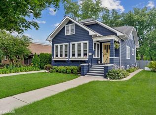 107 S Chestnut Ave, Arlington Heights, IL 60005