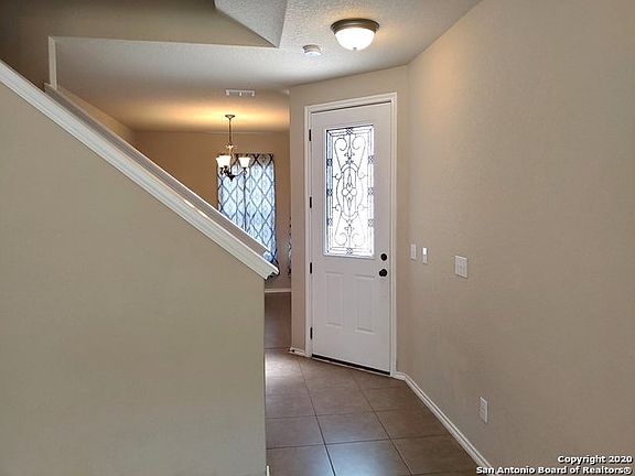 3rd image of 1214 Stable Glen Dr