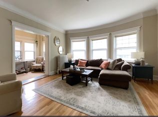 2534 N Prospect Ave #E, Milwaukee, WI 53211