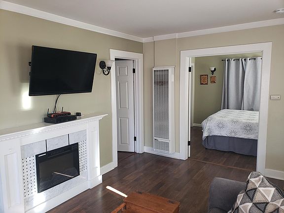 5th image of 363A Redondo Ave