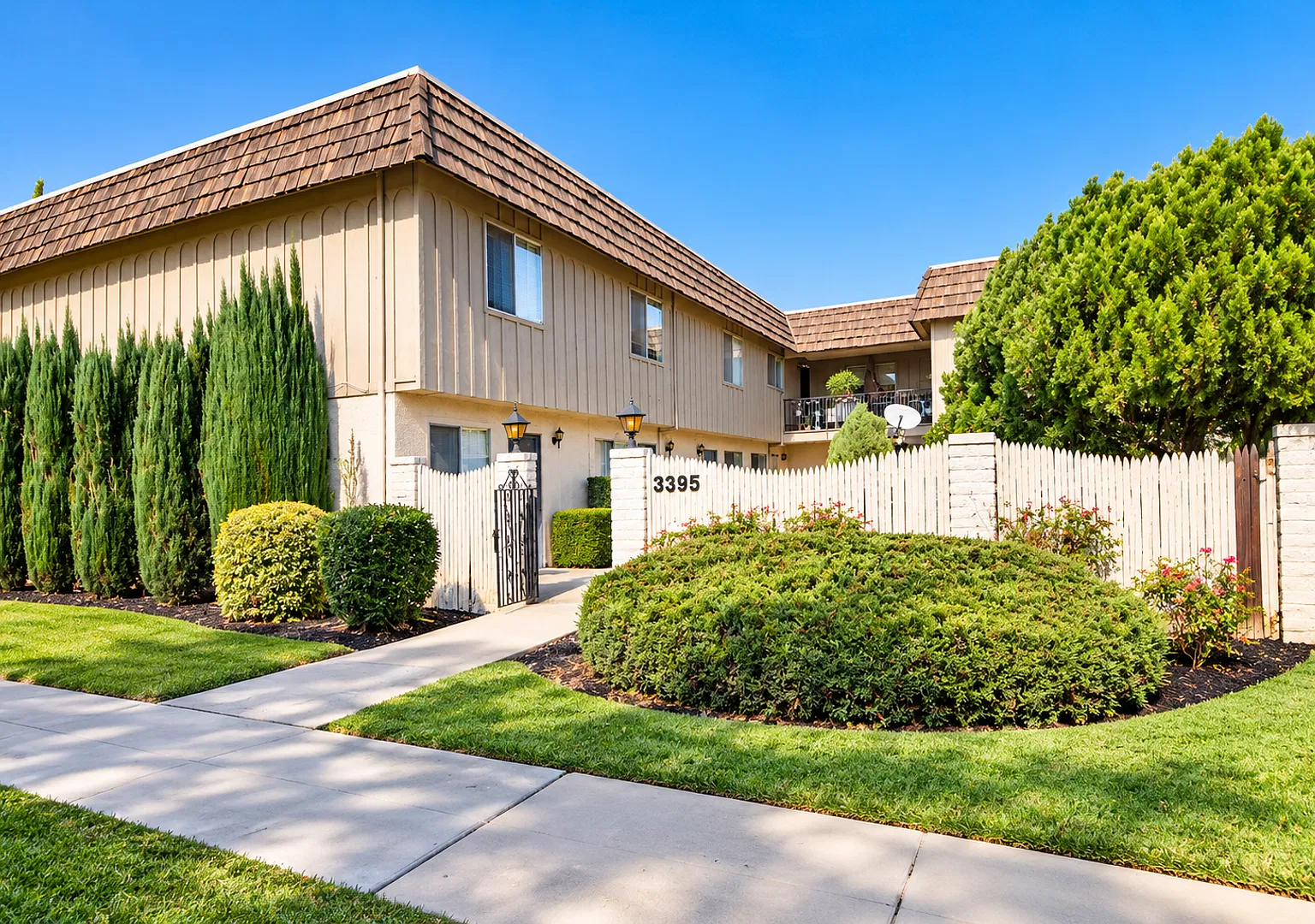 3395 E Sierra Madre Avenue — Photo 1