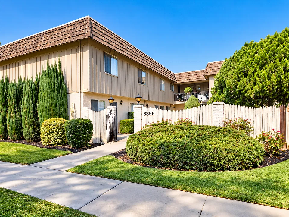 3395 E Sierra Madre Ave