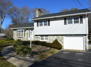 278 Gifford Rd, Westport, MA 02790