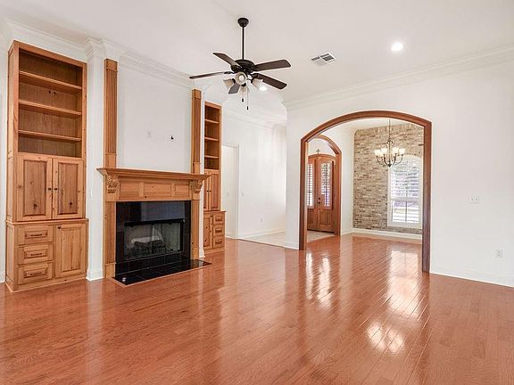 4th image of 14167 Oak Meadows Blvd