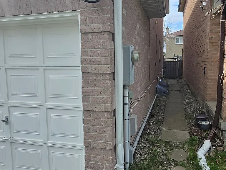 40 Brookmill Dr #LOWER LEVEL — Photo 4