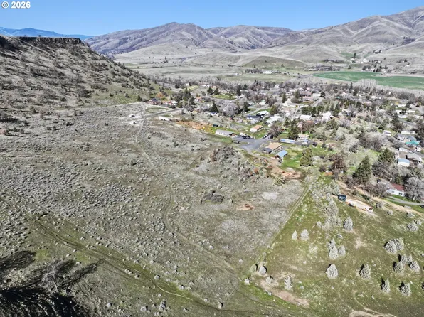 Church Ave, Tygh Valley, OR 97063