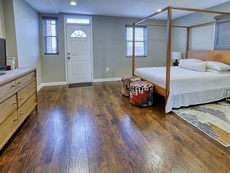 4709 Jay St NE — Photo 10
