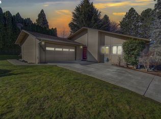 12770 SW Katherine St, Tigard, OR 97223