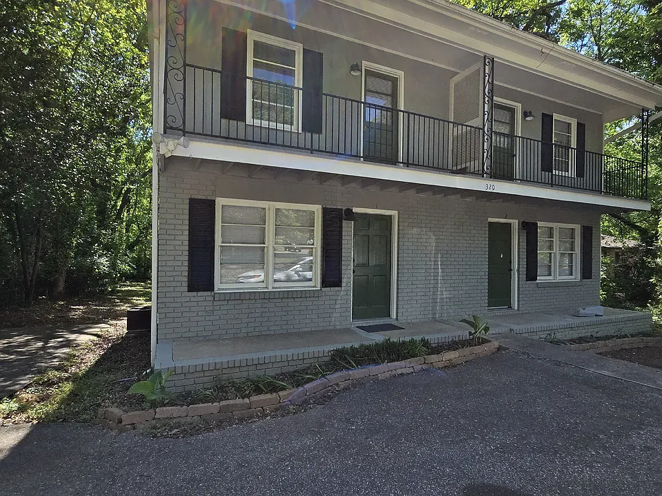 320 Vine St #2