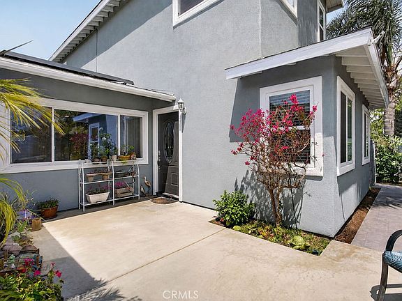 3rd image of 1010 W 19th St