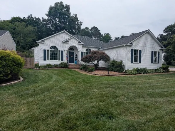 101 Seagrams Ct, Yorktown, VA 23693