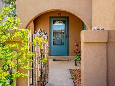 2929 Calle Del Res, Santa Fe, NM, 87505