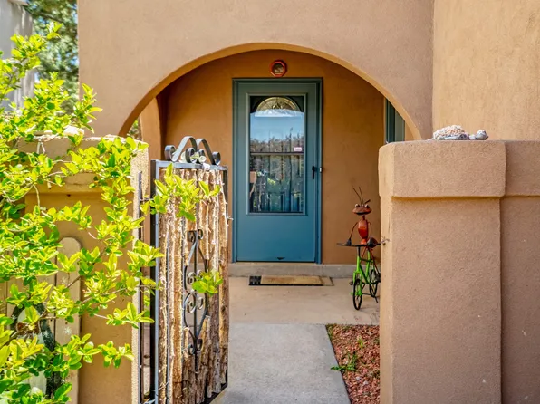 2929 Calle Del Res, Santa Fe, NM 87505