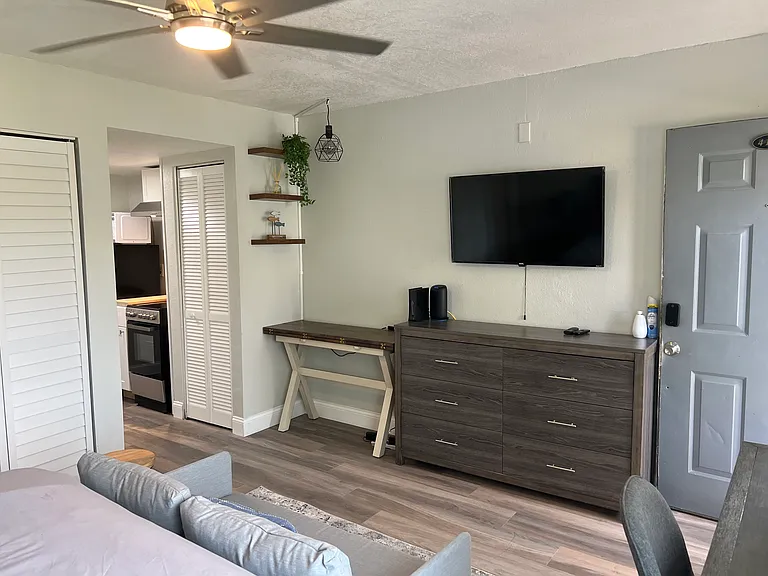4141 Dolphin Dr #4141 — Photo 5