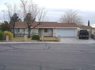 1817 Golden Shadow Dr, Henderson, NV 89002