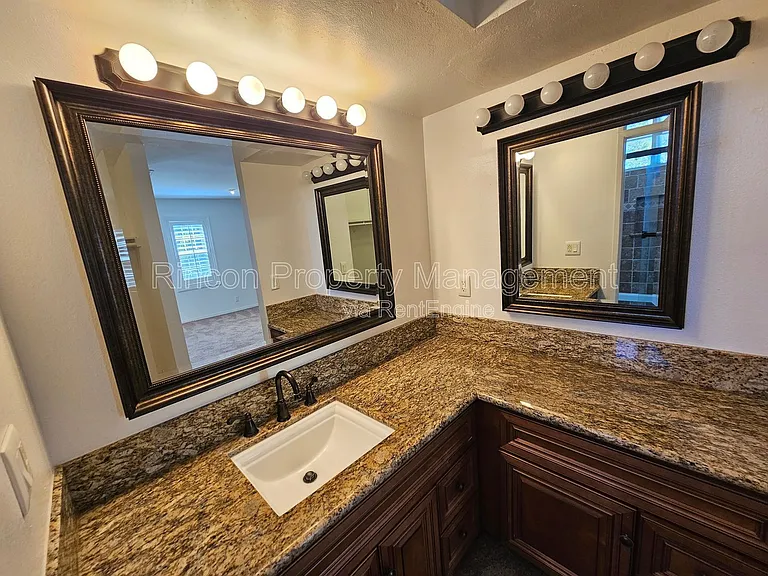 2632 Captains Ave — Photo 14