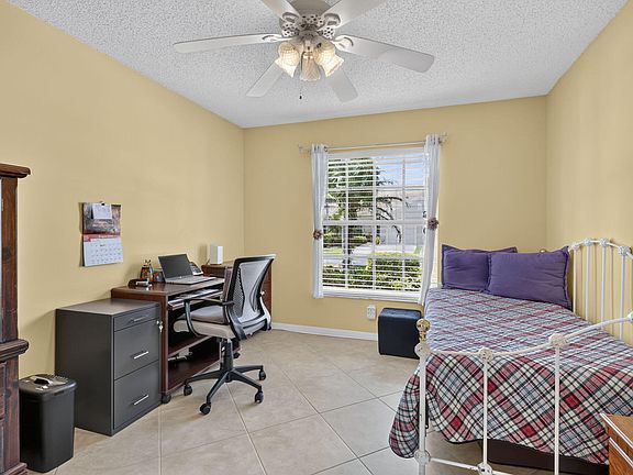 5th image of 2100 Stonington Terrace