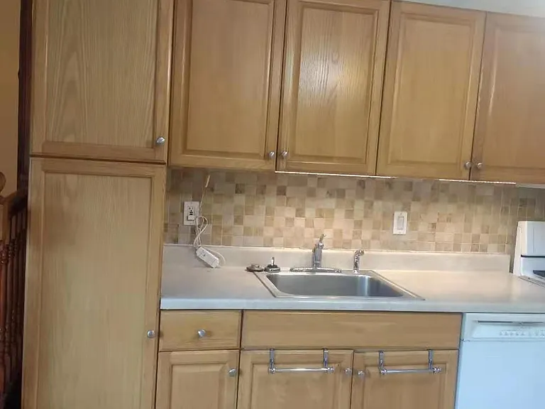 697 Old Marple Rd — Photo 8