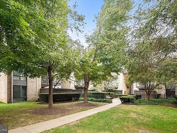 10020 Stedwick Road — Photo 3