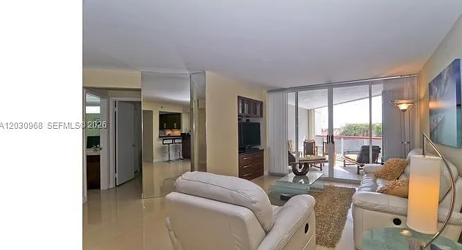 6767 Collins Ave #206 — Photo 3