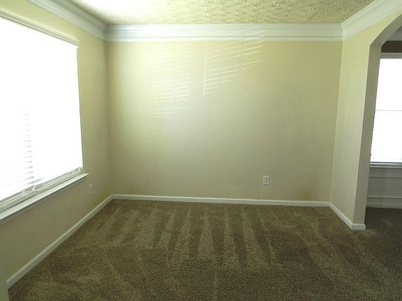 3rd image of 16 Navajo Trl