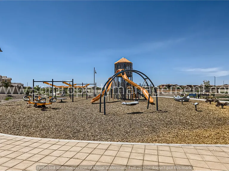 AZH_WarnerMeadow_Pic_Amenity_Playground_05152024