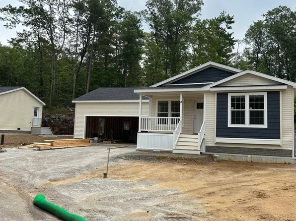 6 Berry Farms Rd #2, Sturbridge, MA 01566