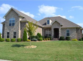 200 Scarsdale Dr N, Hendersonville, TN 37075