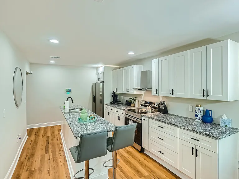 1170 Booker Ave SW — Photo 14