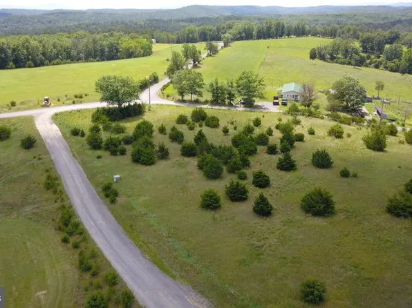 1 Markwood Dr, Keyser, WV 26726