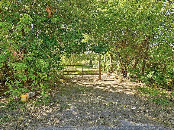 2nd image of 2100 Whirlaway Dr