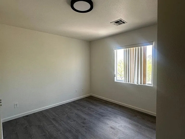 6186 Pacific Dogwood Ave — Photo 20