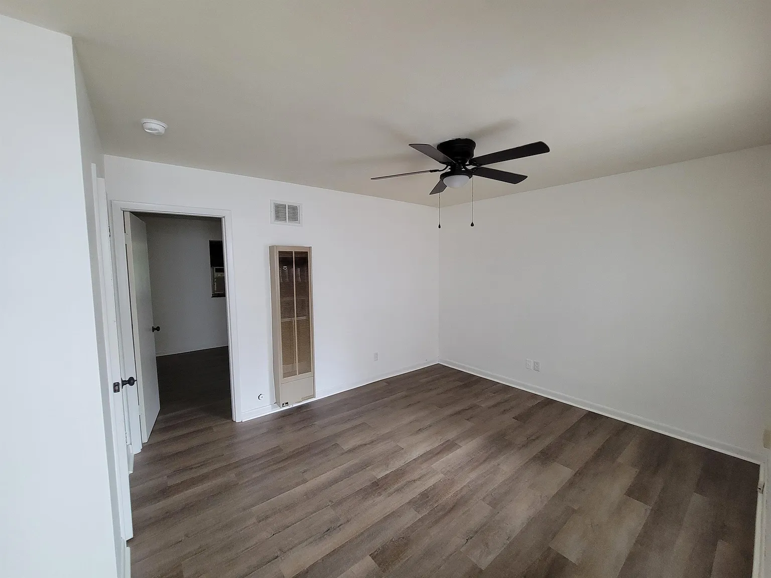 1132 Wyoming St — Photo 2