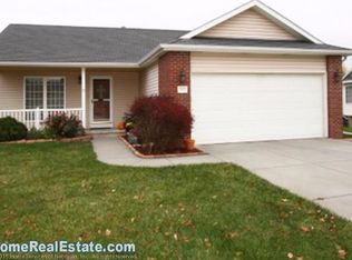 1821 Timber Ridge Rd, Lincoln, NE 68522