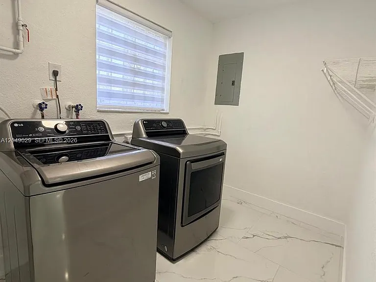 19202 NW 23rd Ct — Photo 12