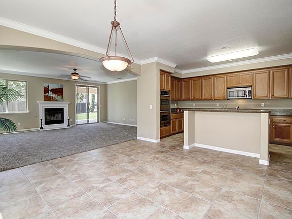 3rd image of 217 Perrara Ct
