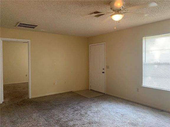 4th image of 308 W Crescent Dr