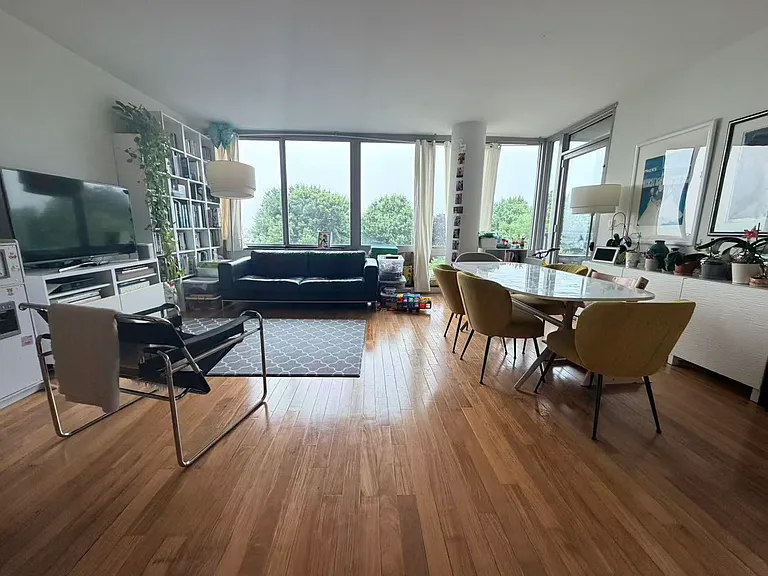 25 Hudson St #409 — Photo 6