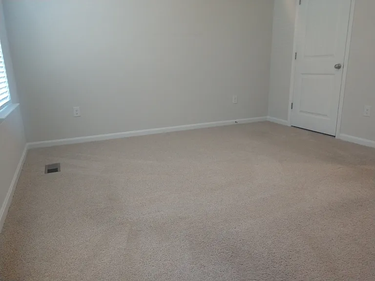 1519 Avon Way — Photo 10