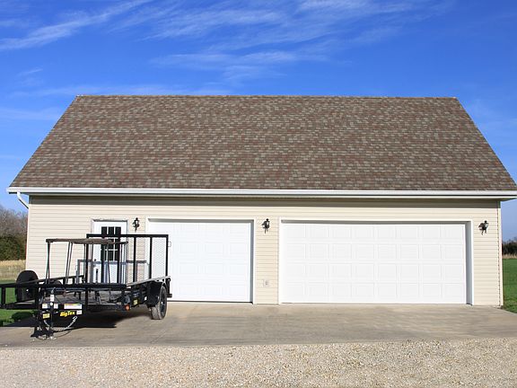3rd image of 6607 Longhorn Dr